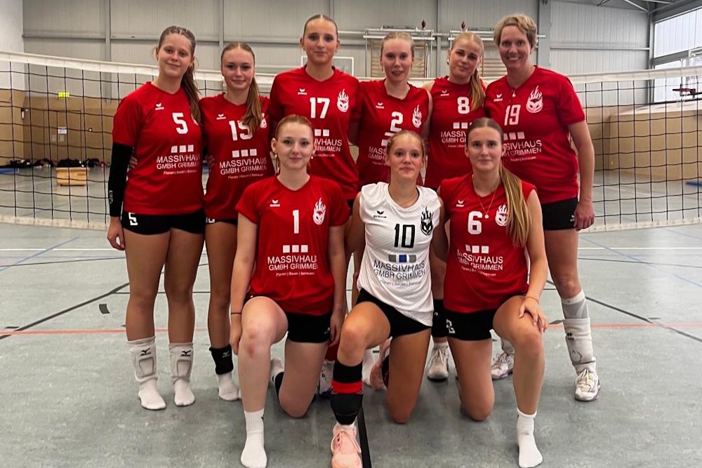 Die Spielerinnen unserer 2. Damen-Mannschaft nehmen trotz Niederlagen viel Motivation in die nächsten Runden mit (Foto: Dana Prochnio) Die Spielerinnen unserer 2. Damen-Mannschaft nehmen trotz Niederlagen viel Motivation in die nächsten Runden mit (Foto: Dana Prochnio)