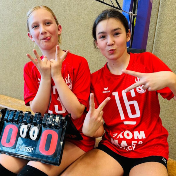 Spaß auch am Spielfeldrand (Foto: Kathleen Venz)