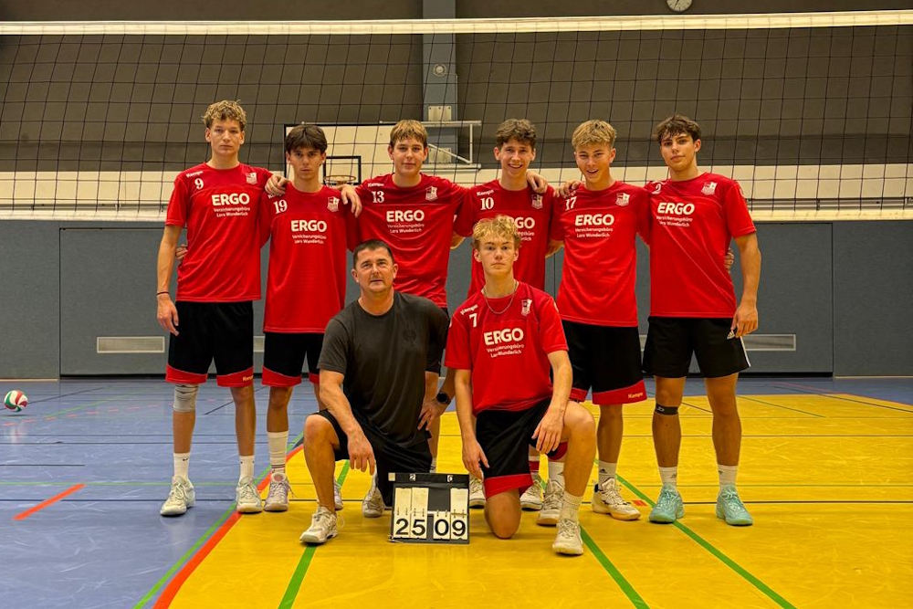 Platz 5 gesichert! ❤️🤍🏐 2:0 gegen den SKV Müritz! 💪 (Foto: Andrea Kuhsen)